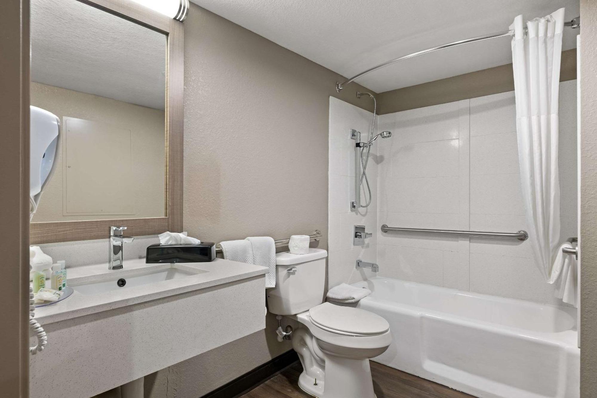 Quality Suites Wildwood - The Villages Bagian luar foto