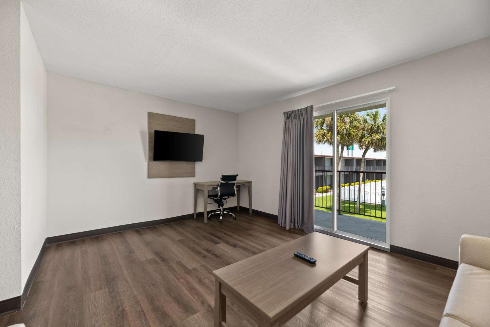 Quality Suites Wildwood - The Villages Bagian luar foto
